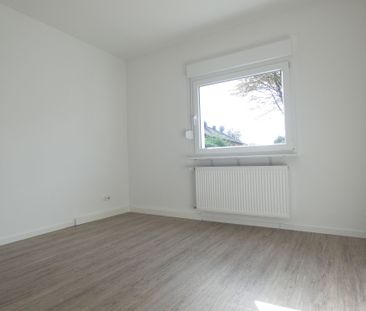 Charmante bereits modernisierte 3-Zimmer-Wohnung mit Balkon im Dich... - Foto 1