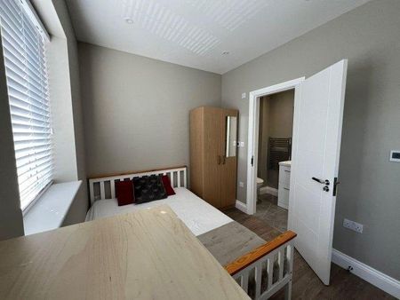 7 bedroom house share to rent - Photo 2