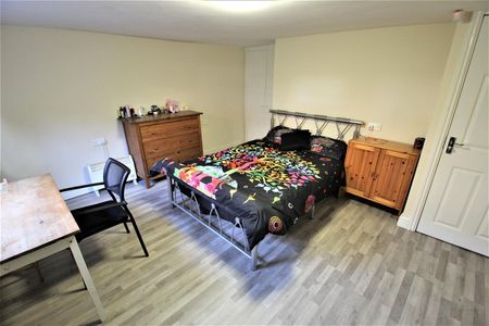 Langdale Terrace, Headingley, LS6 3DY, Leeds - Photo 4