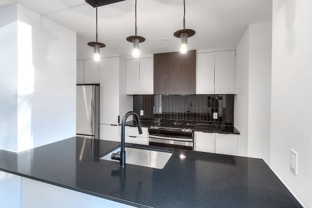 4982 Pl. de la Savane, Montréal, QC - Photo 2