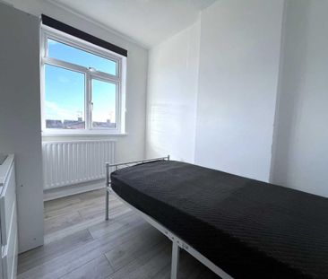 2 bedroom semi-detached house to rent - Photo 2