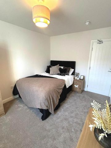 1 bedroom semi-detached house to rent - Photo 2