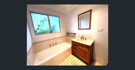 First open home Wednesday 3.30 - 3.45 and Thursday 1.00 - 1.15 - Photo 4