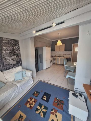 Studio/Γκαρσονιέρα για ενοικίαση Κουλέ Καφέ (Άνω Πόλη) - Photo 3