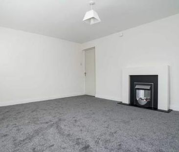 3 bedroom property to rent in Linwood - Photo 1