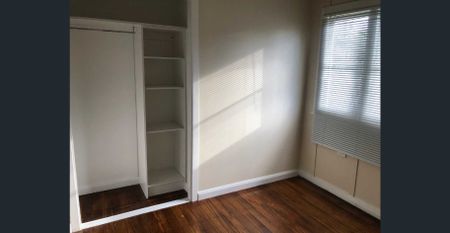 Neat and Tidy Two-Bedroom Freestanding Villa – Great Forster Location - Photo 2