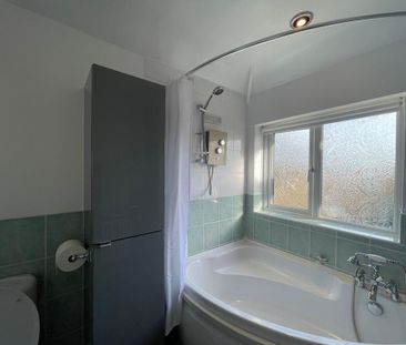 3 bedroom semi-detached house to rent - Photo 6