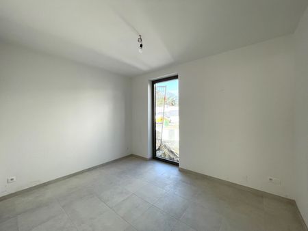 GELIJKVLOERS APPARTEMENT MET 2 SLPK EN ZUID-OOST TERRAS - Foto 2
