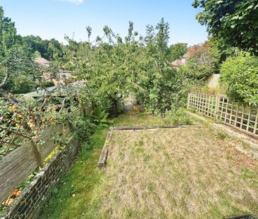3 bedroom terraced house to rent - Photo 3