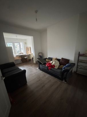 3 bedroom house in Evington area - Photo 1