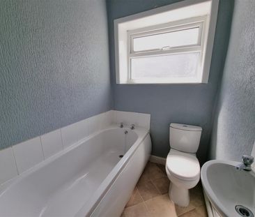 Granby Street, Burnley - Photo 1