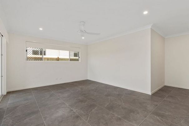 37 Daisy Street, Caboolture South - Photo 1