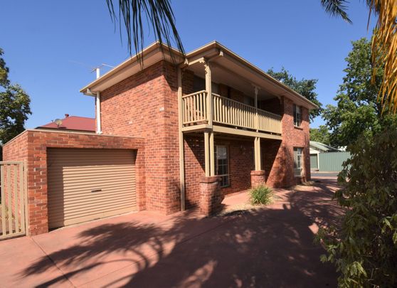 1/665 Parkway Lane Albury NSW - Photo 1