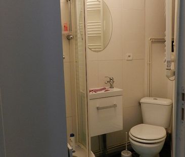 Location Appartement 1 pièce 16m² - Photo 2