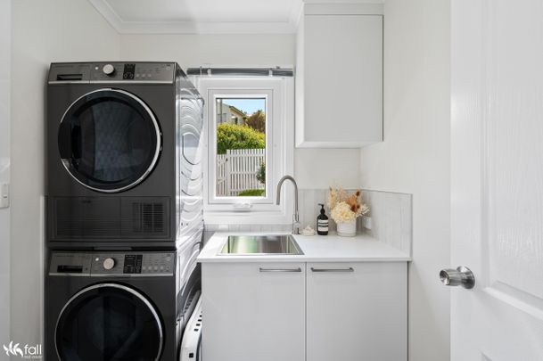 Modern Living With Stunning River & Mountain Views - Photo 1