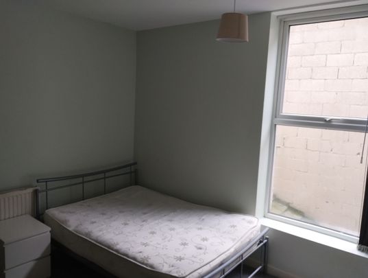 Room in a Shared House, Richmond Row, L3 - Photo 1