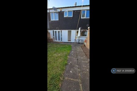 1 bedroom in a house share to rent - Photo 4