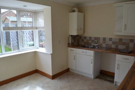 Barton Upon Humber, North Lincolnshire - £700 PCM - Photo 4