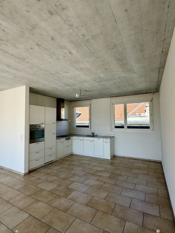 3.5-Zimmer-Attikawohnung im Stadtzentrum von Biel zu vermieten - Photo 3