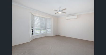 Fantastic Family Home - Great Location - Photo 4