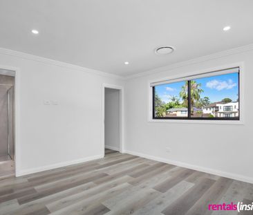 Near new luxury 4 bedroom home - Photo 4