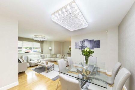 3 Bed Flat, Mercury House, W5 - Photo 2