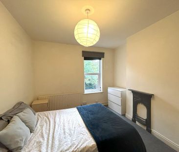 3 bedroom house share to rent - Photo 3