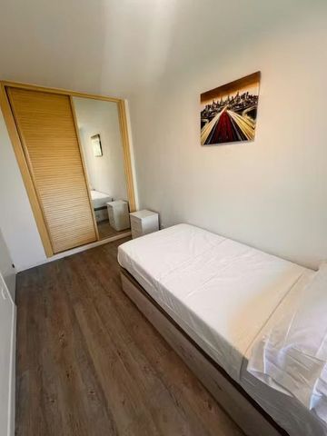 Calle de Alcalá, Madrid, Community of Madrid 28022 - Photo 2