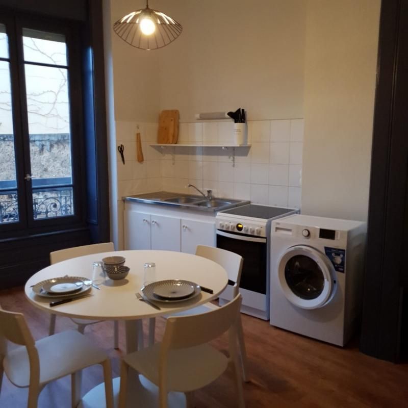 Location Appartement 1 pièce Meublé 51m² OULLINS 69600 - Photo 1