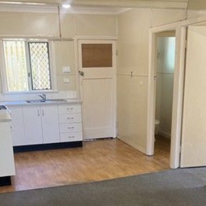 3/52 Eyre Street, North Ward - Photo 3