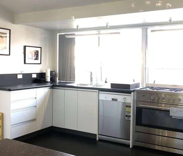 Great 2 Bedroom Mount Location! - Photo 3