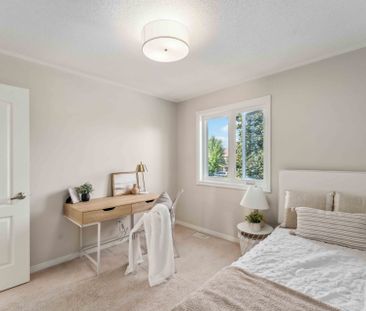 For Lease - 7 WINDHURST Drive, Barrhaven, Ontario - Photo 5