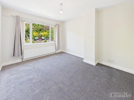16 Garnerville Park, Belfast, BT4 2NY - Photo 4