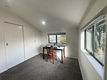 8D Cosgrave Road, Papakura, Auckland - Photo 4