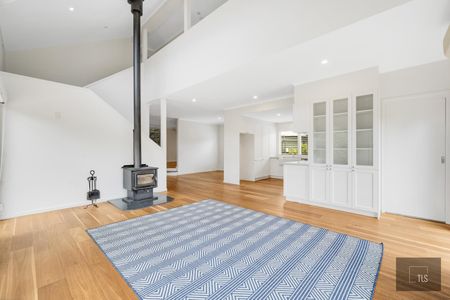 40 Gabriel Avenue, Jerrabomberra NSW 2619 - House For Rent | Domain - Photo 4