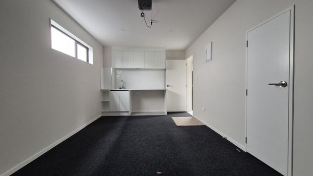 4 Bedrooms, Sunnyhills - Photo 1