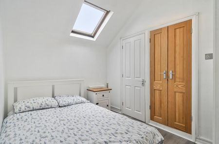 1 Bed Flat, South Norwood Hill, SE25 - Photo 5