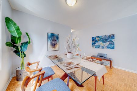 For Lease - 370 Flagstone Way, Newmarket, Ontario - Photo 4