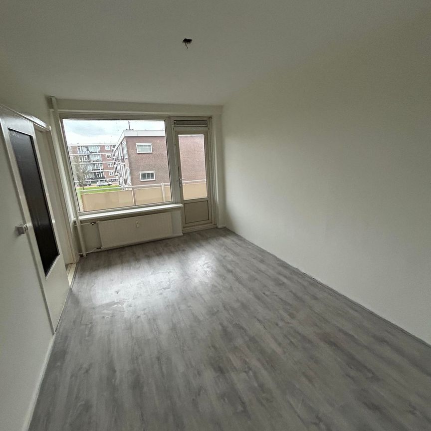 Appartement te huur: Winston Churchilllaan 11 3202 GN Spijkenisse - Photo 1