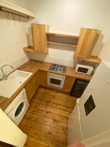 1 Bed Flat, Wardlaw Terrace, EH11 - Photo 4