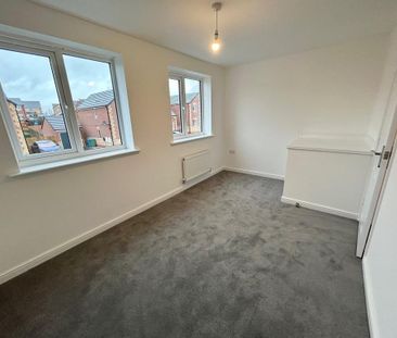 3 bedroom detached house to rent - Photo 3