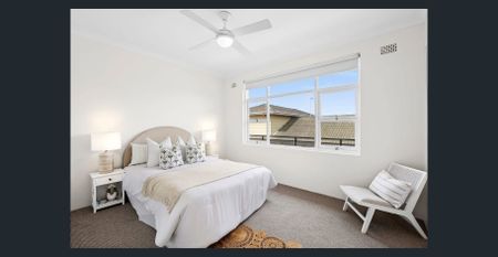 HOLDING DEPOSIT RECEIVED - Photo 4