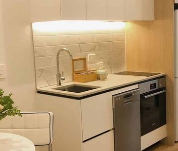 1-bedroom unit in the heart of the City - Photo 1