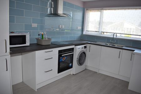 2 bedroom detached bungalow to rent - Photo 4