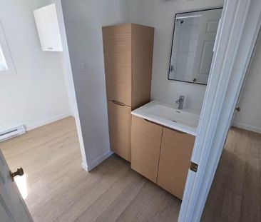 Logement 4 1/2 fraichement rénové à Beauport - Photo 4
