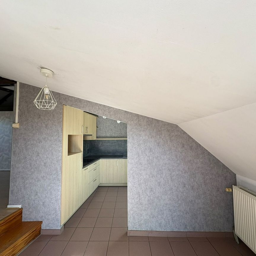 Dakappartement met 1 slp en parking in het hart van Zonhoven - foto 1