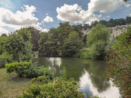 Rochfort Court, Bath, BA2 - Photo 1