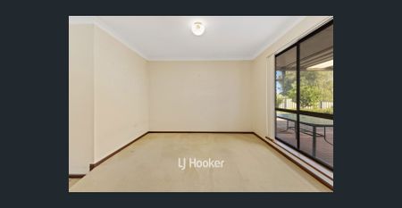 Great 4x2 family home - Photo 4