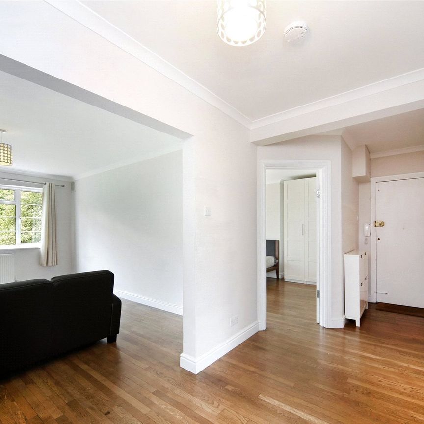 Raymond Road, London, SW19 flat to rent - Photo 1