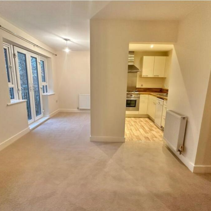 2 bedroom maisonette to rent - Photo 1